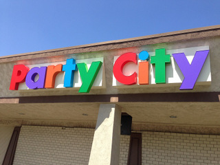 Channel Letter Signs for Malls in Orange County