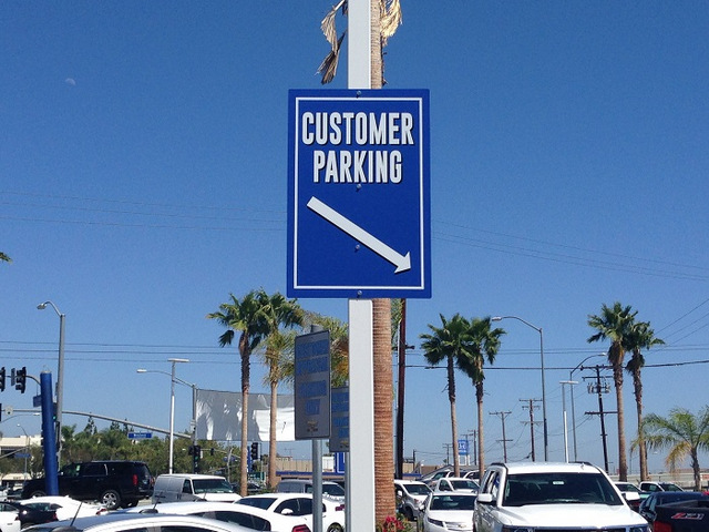 Auto dealership parking lot signs Orange County