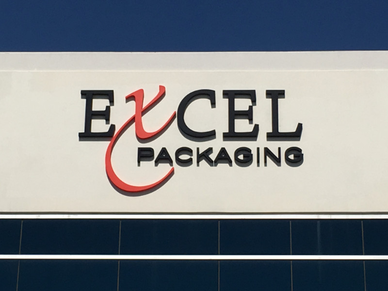 Building Sign removal, fabrication and installation in Orange County CA